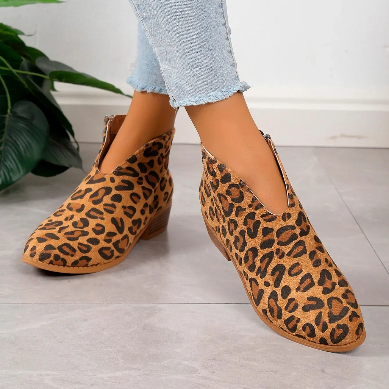 Camille | Botines con estampado de leopardo y cremallera para mujer