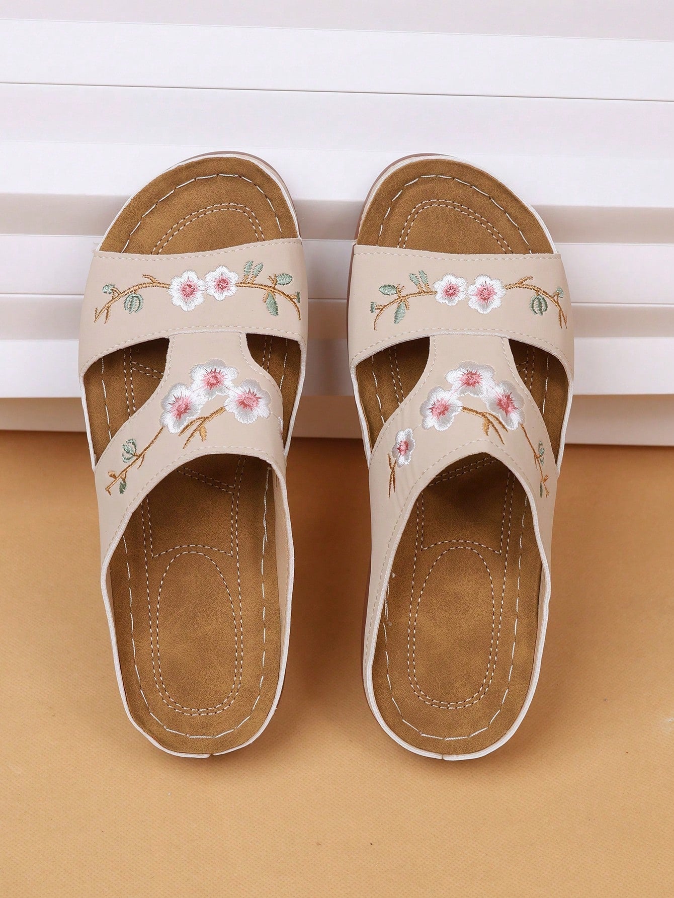 Onyx - Floral Platform Sandals
