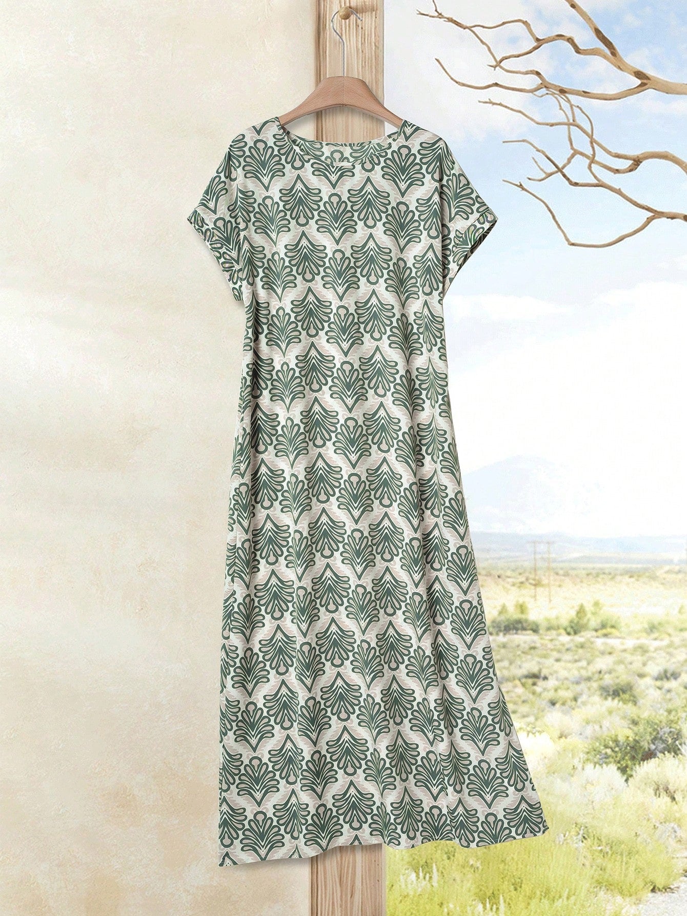 Hovira - Casual Batwing Tunic Dress