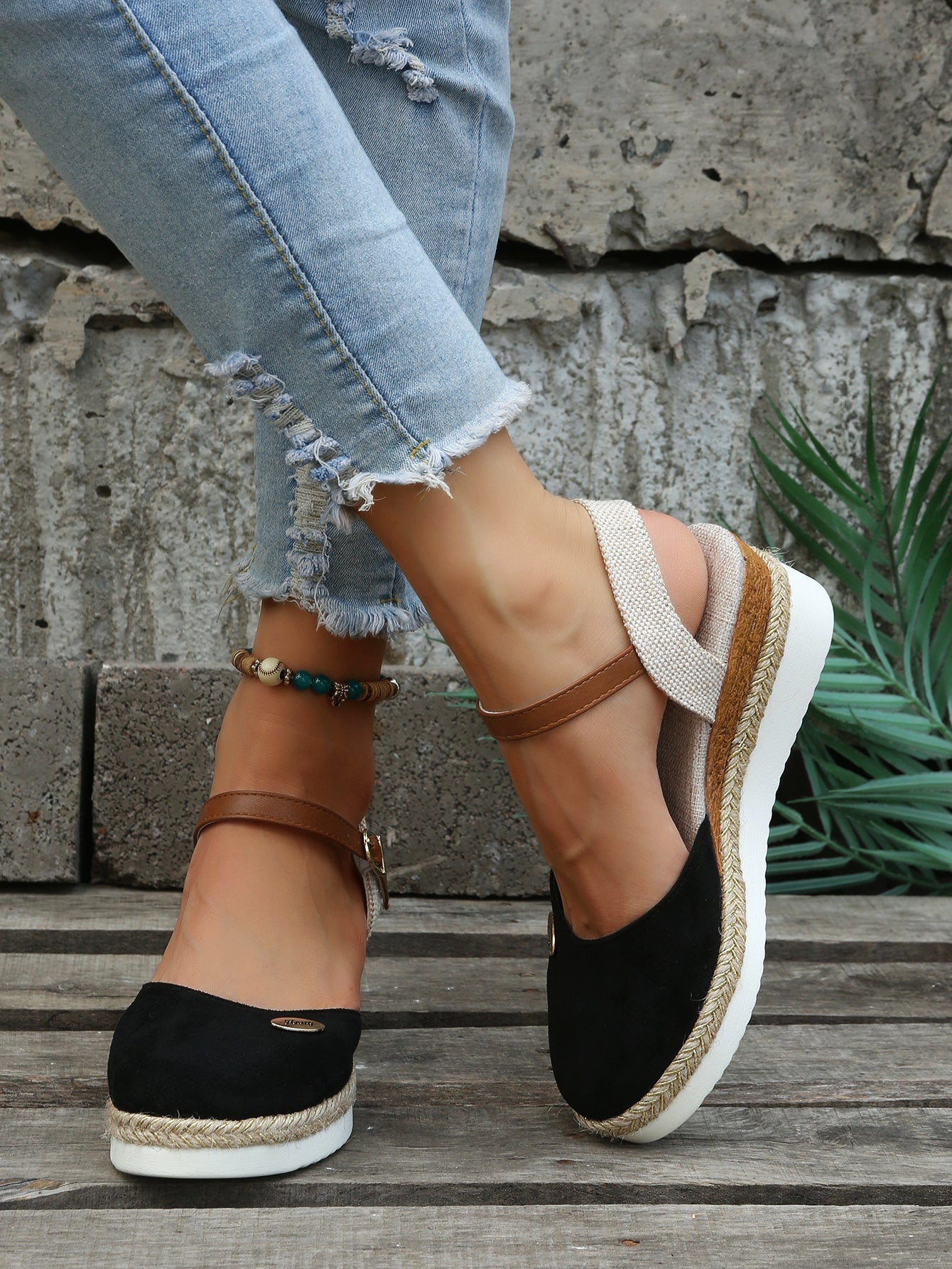 Greer - Closed-Toe Platform Espadrilles