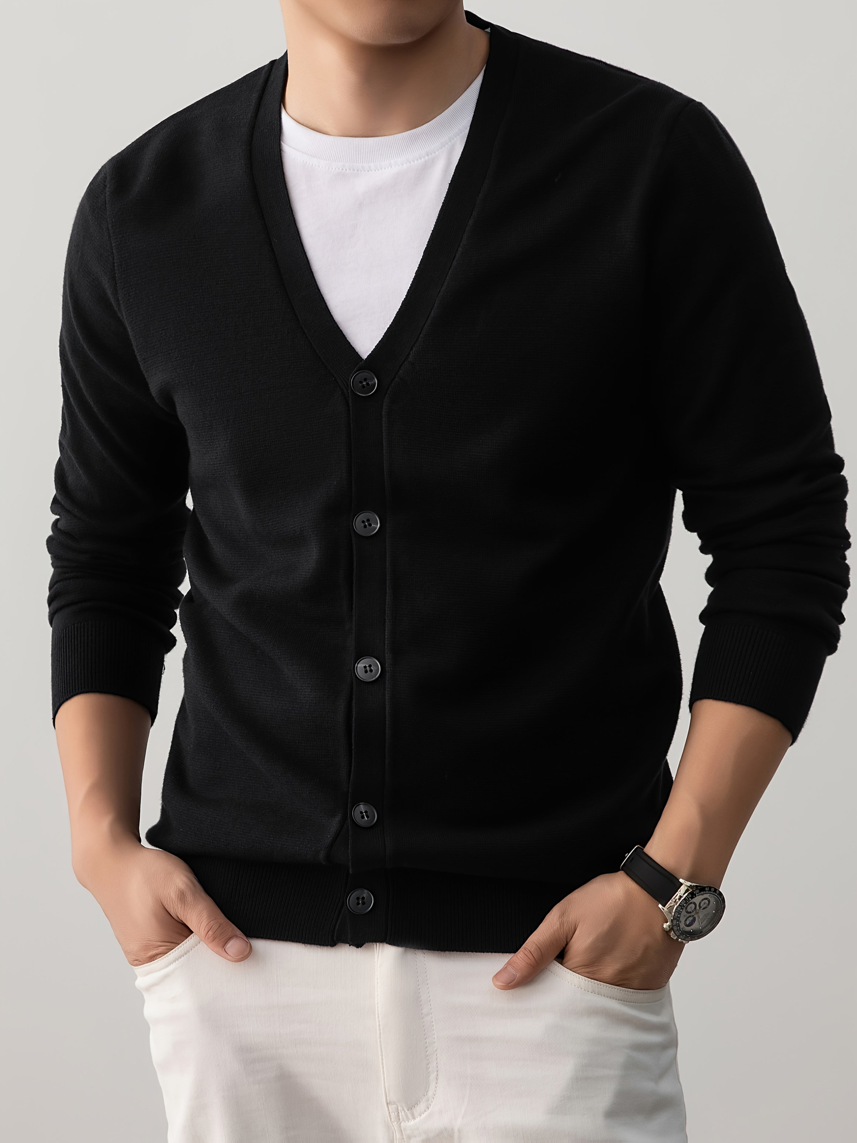 ARTHUR | CLASSIC V-NECK BUTTON-FRONT KNIT CARDIGAN