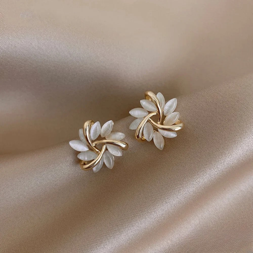 Elegant gold earrings with exquisite opal floral designs