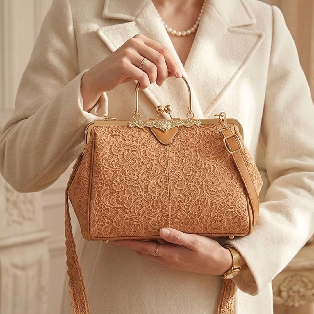 Woreya - Vintage Clasp Handbag