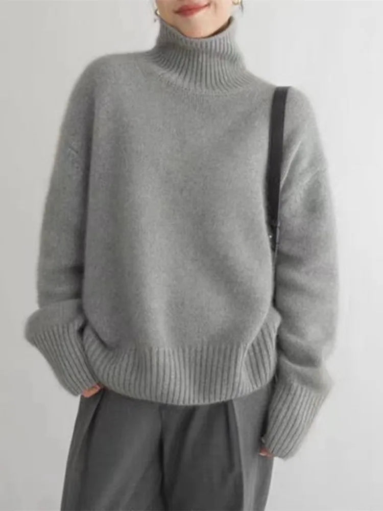 Honey - Turtleneck Sweater