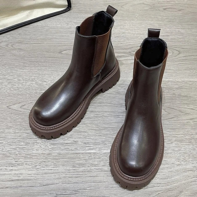 Petra - Chelsea Boots