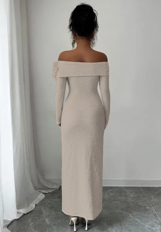 Azira - Off shoulder Bodycon Dress