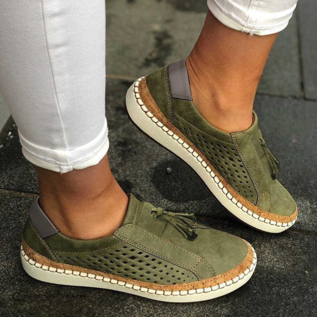 Qyra - Perforerede Slip-On Sko