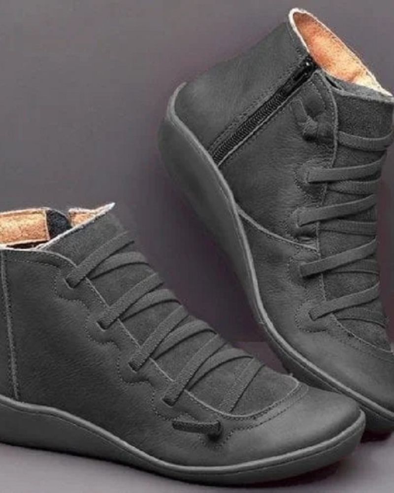 Veda - Leather Ankle Boots