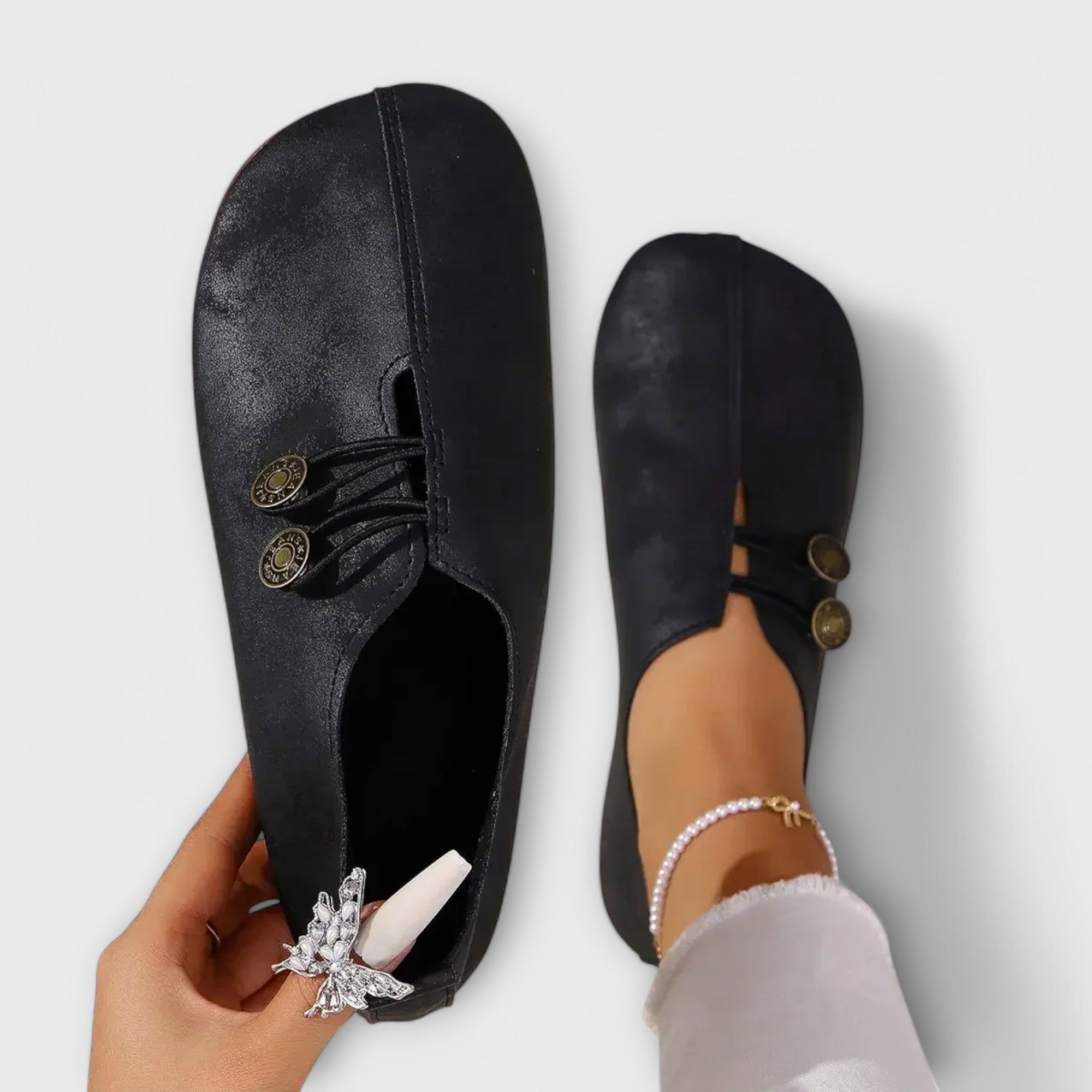 Noira - Suede Slippers