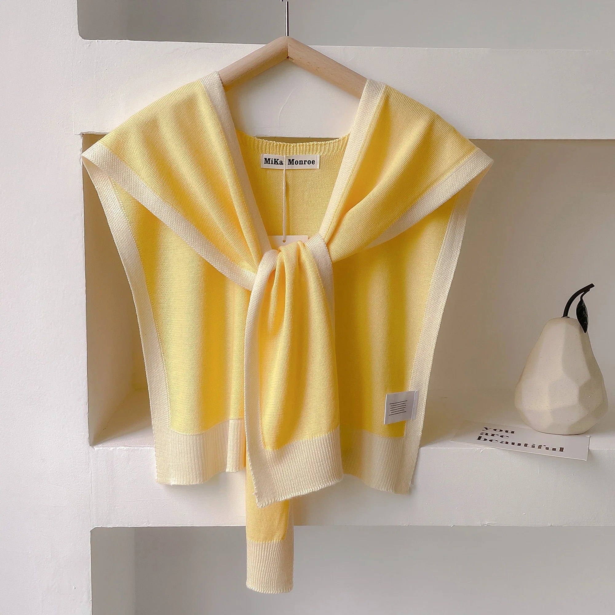 Lenzia – Striped Knit Shoulder Shawl