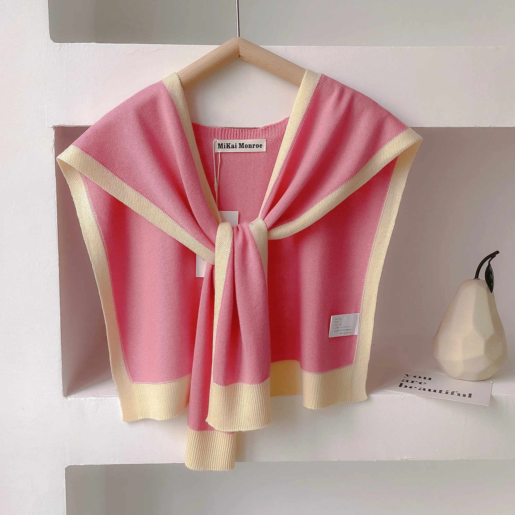 Lenzia – Striped Knit Shoulder Shawl