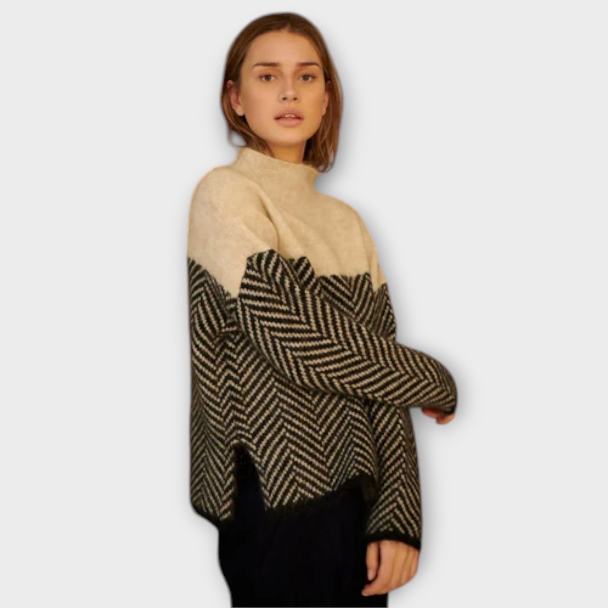 Maeve - Soft roll-neck sweater