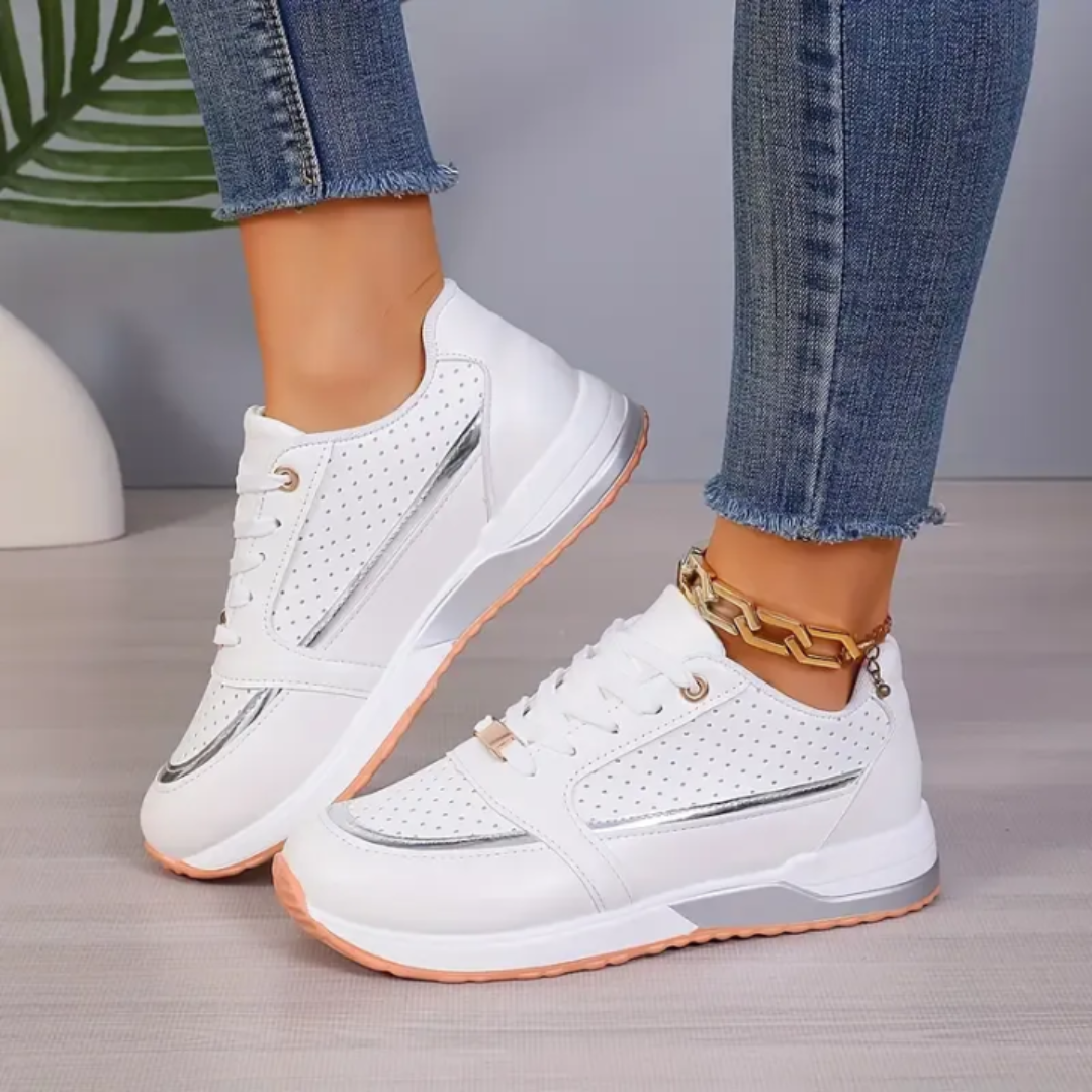 Faelina - Vandresneakers med snørebånd