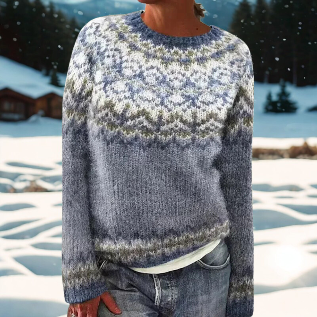 Quenby – Warm sweater with a traditional woven pattern on the shoulders