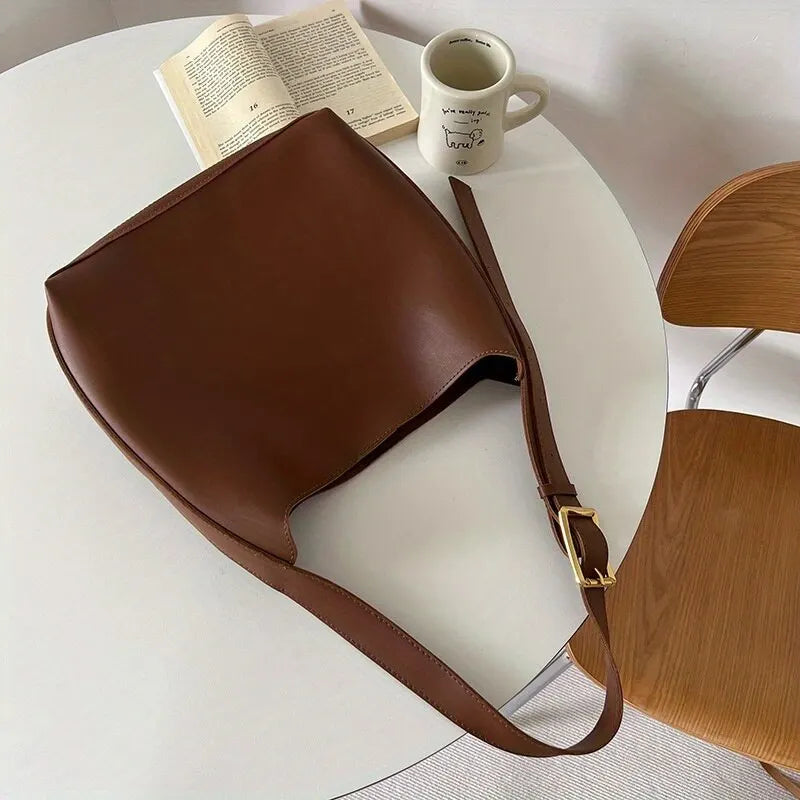 Moryx - Vegan Leather Minimalist Shoulder Bag