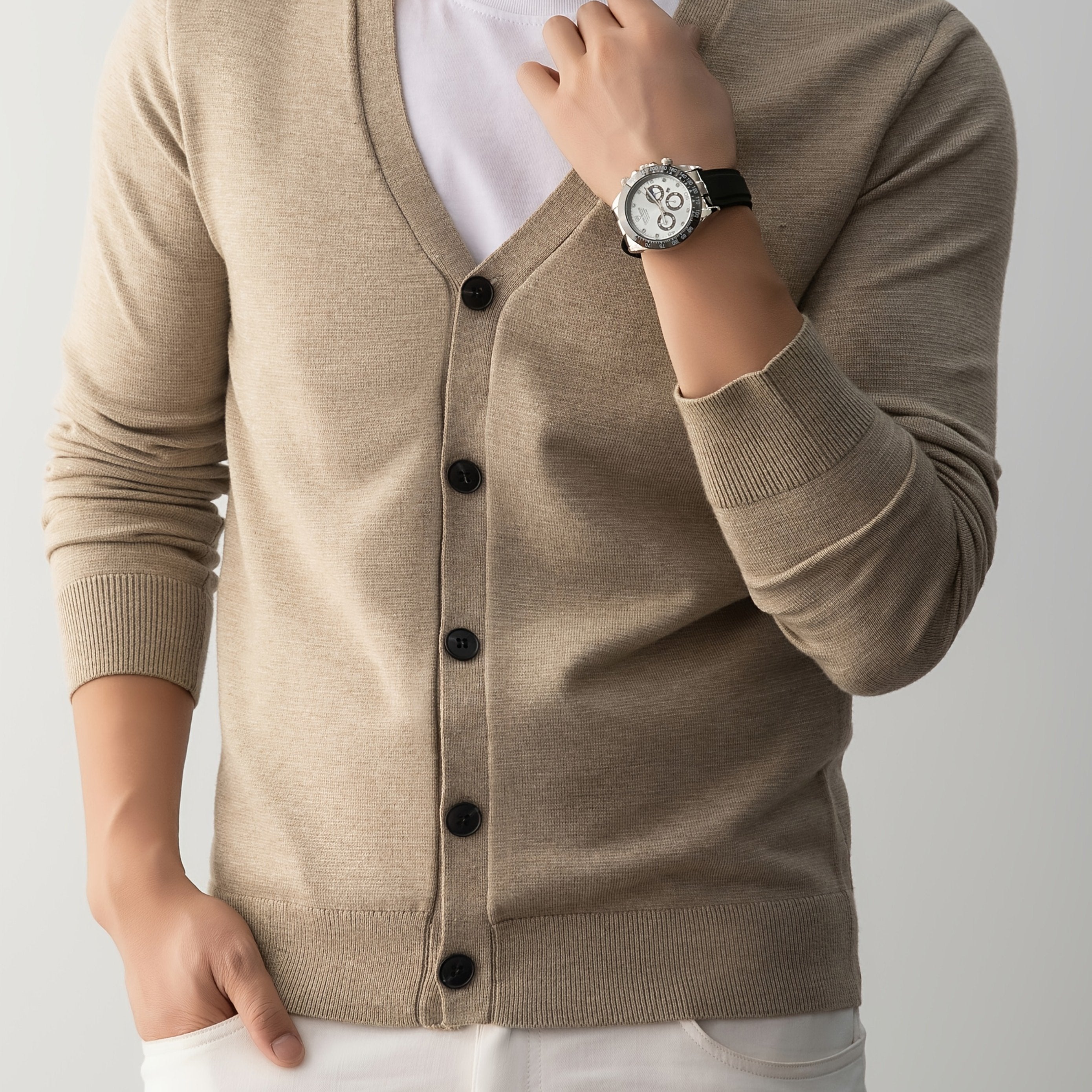 ARTHUR | CLASSIC V-NECK BUTTON-FRONT KNIT CARDIGAN