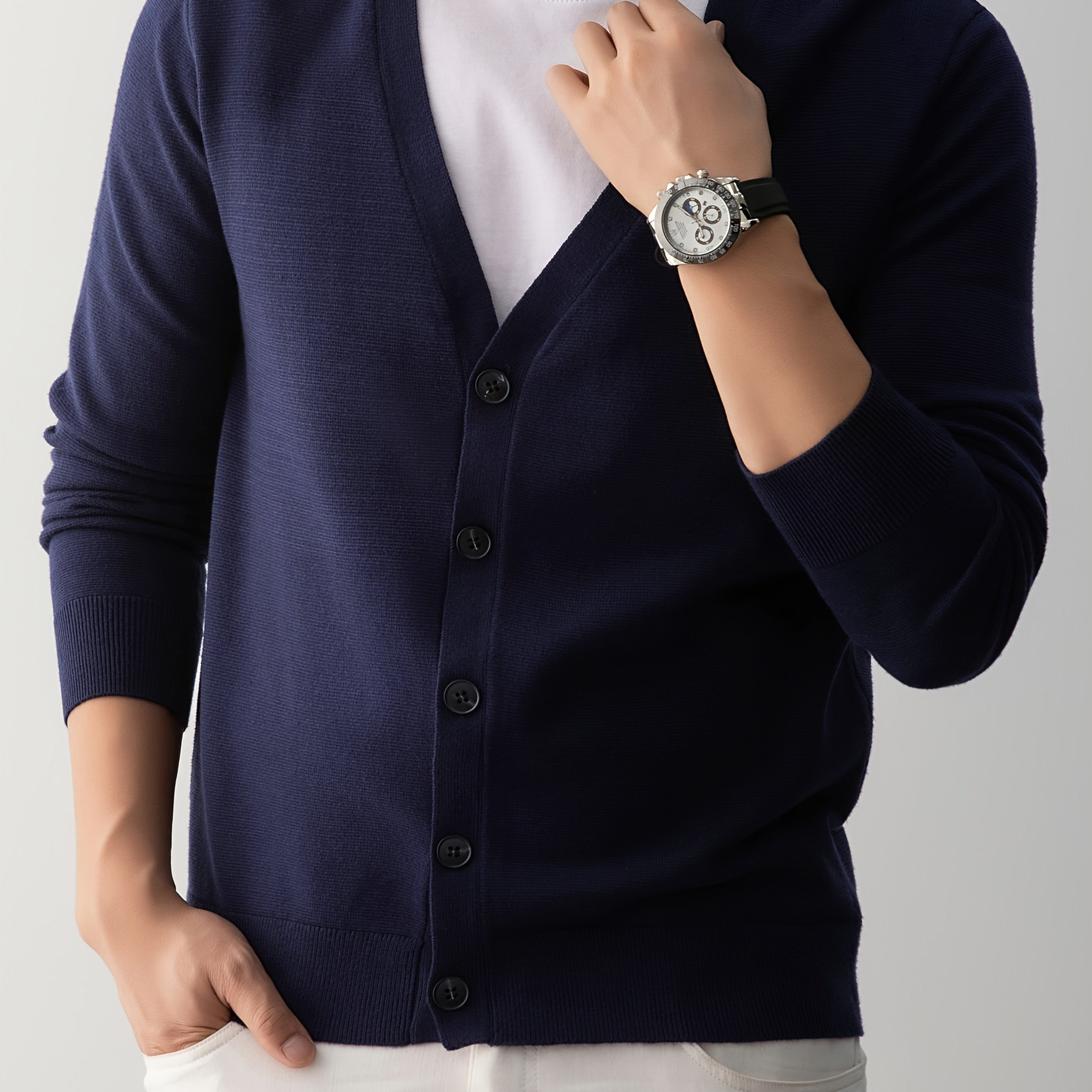 ARTHUR | CLASSIC V-NECK BUTTON-FRONT KNIT CARDIGAN