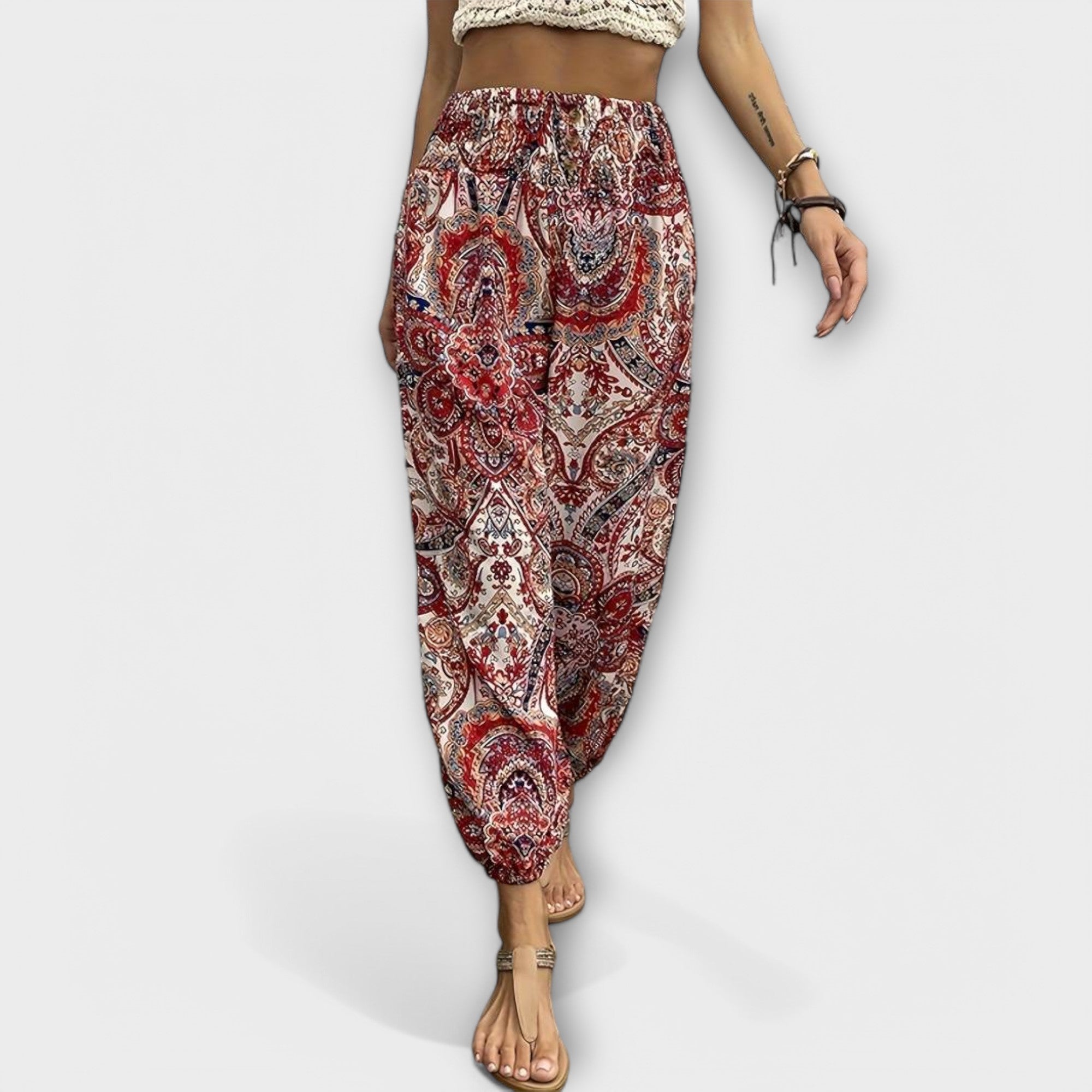 Scarlett - Trousers with ethnic graphics