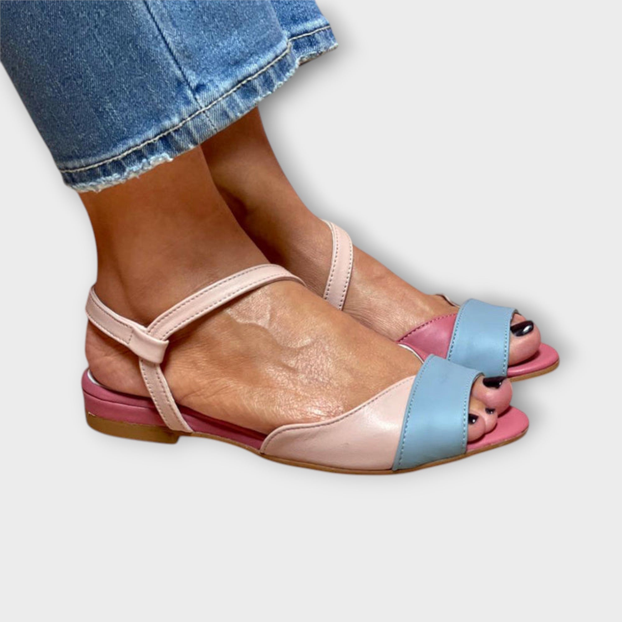 Roselina – a play of colors on block heels