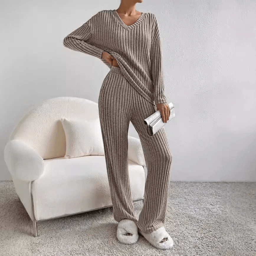 Xylina - Two-Piece Lounge Set