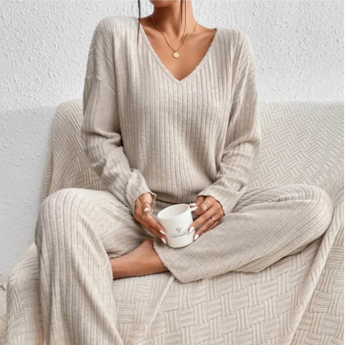 Xylina - Two-Piece Lounge Set