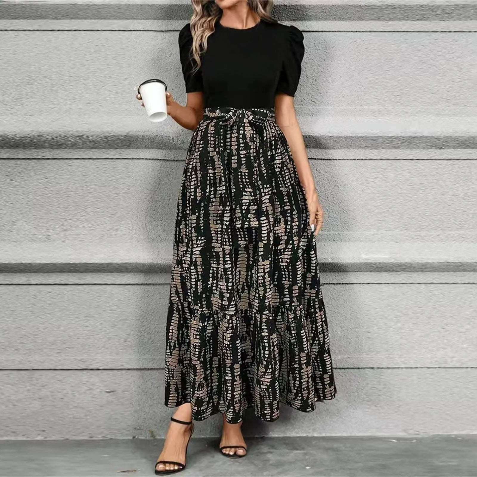 Qelyne - Elegant Maxi Dress