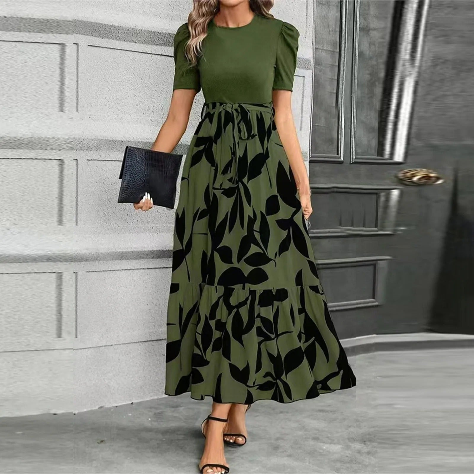 Qelyne - Elegant Maxi Dress