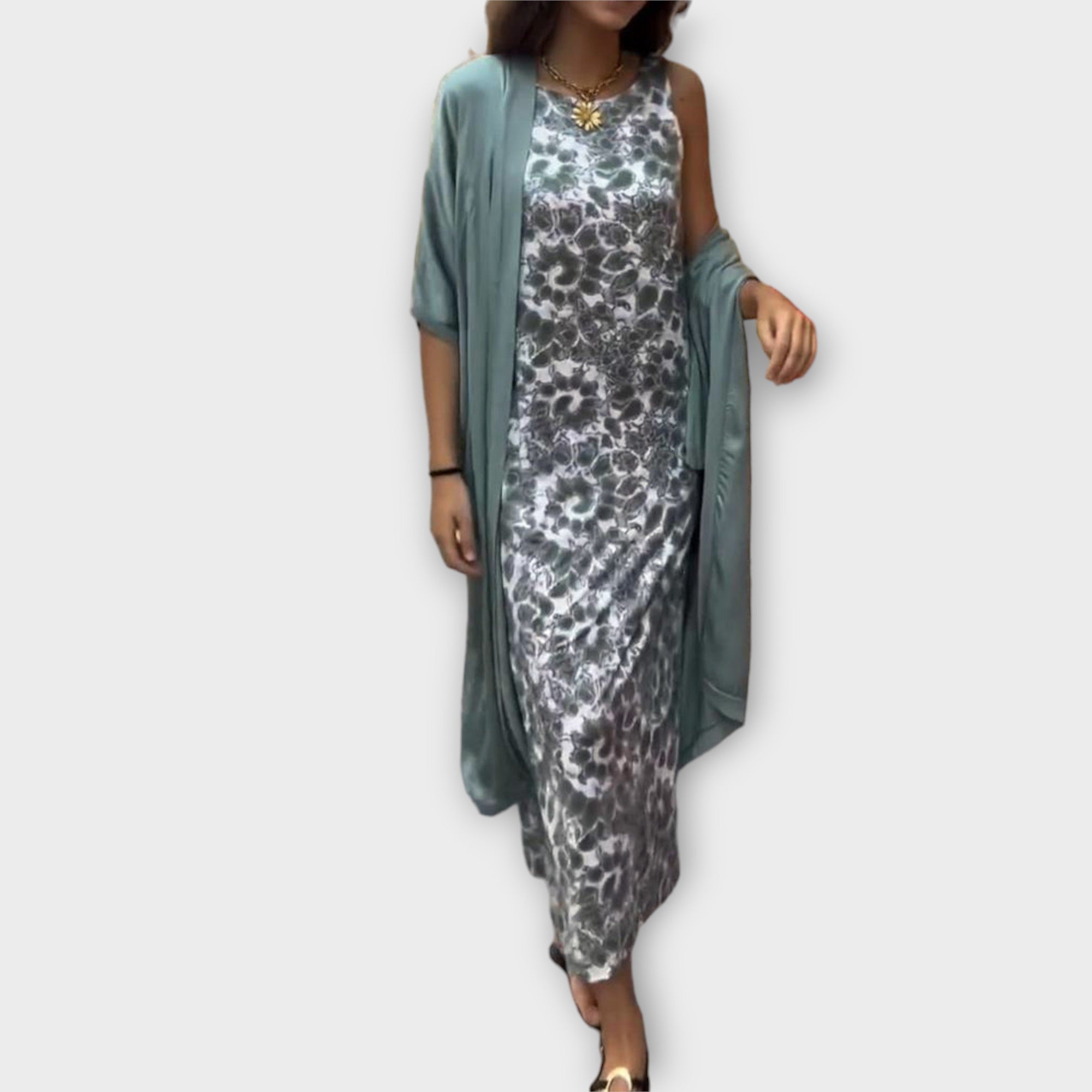 Viviana - Elegant two-piece ensemble