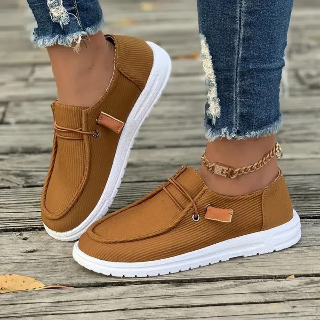 Dahlia - Ribbed Slip-On Flats