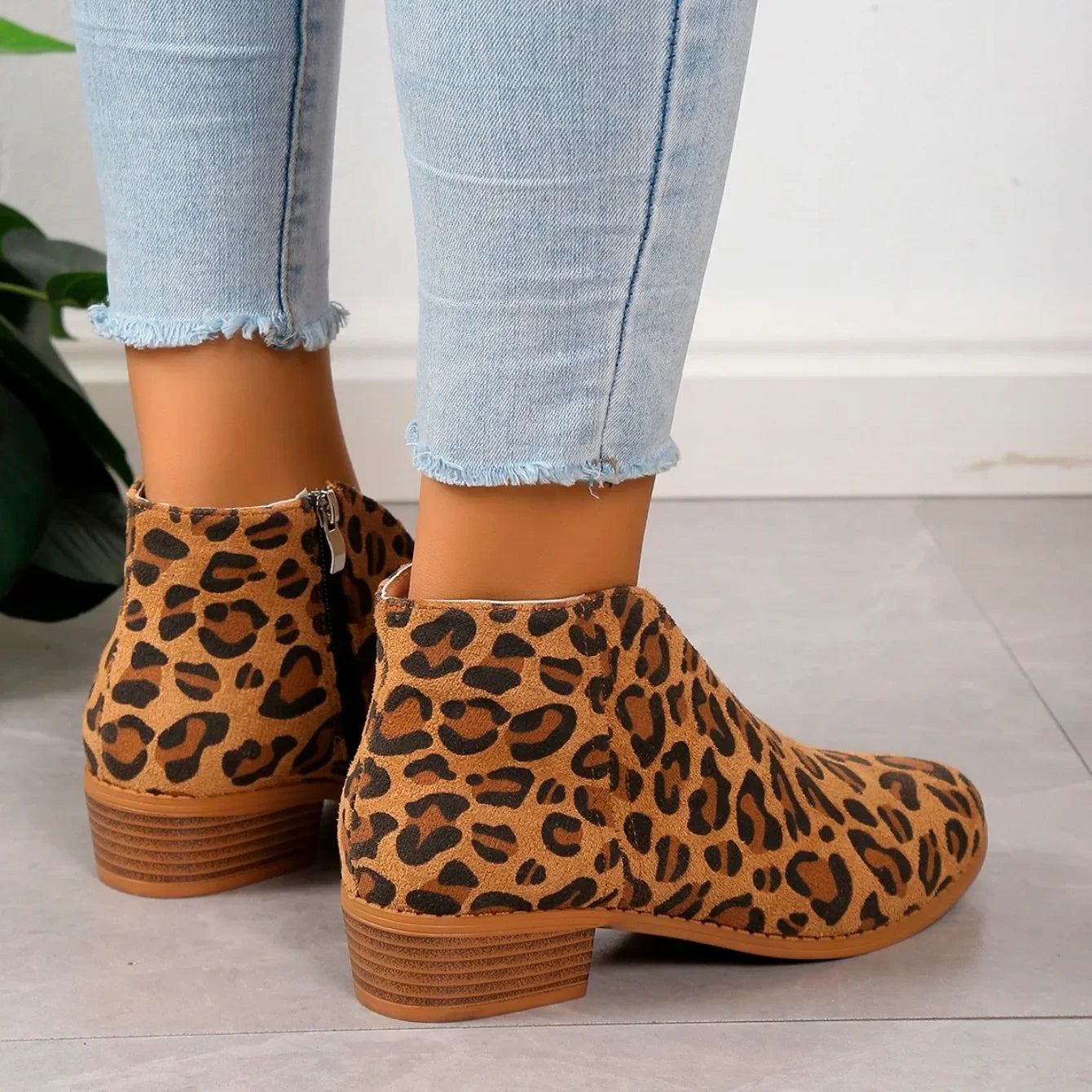 Camille | Botines con estampado de leopardo y cremallera para mujer