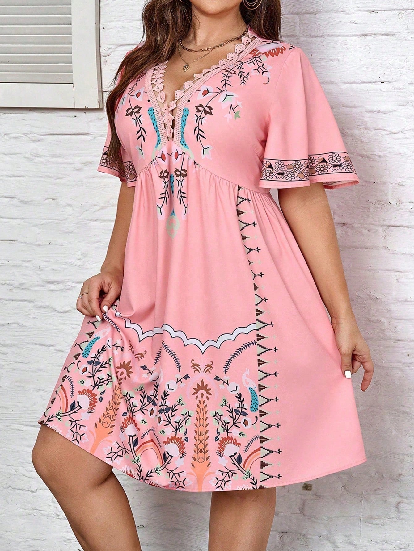 Kivara - Plus Size Boho Style Midi Dress