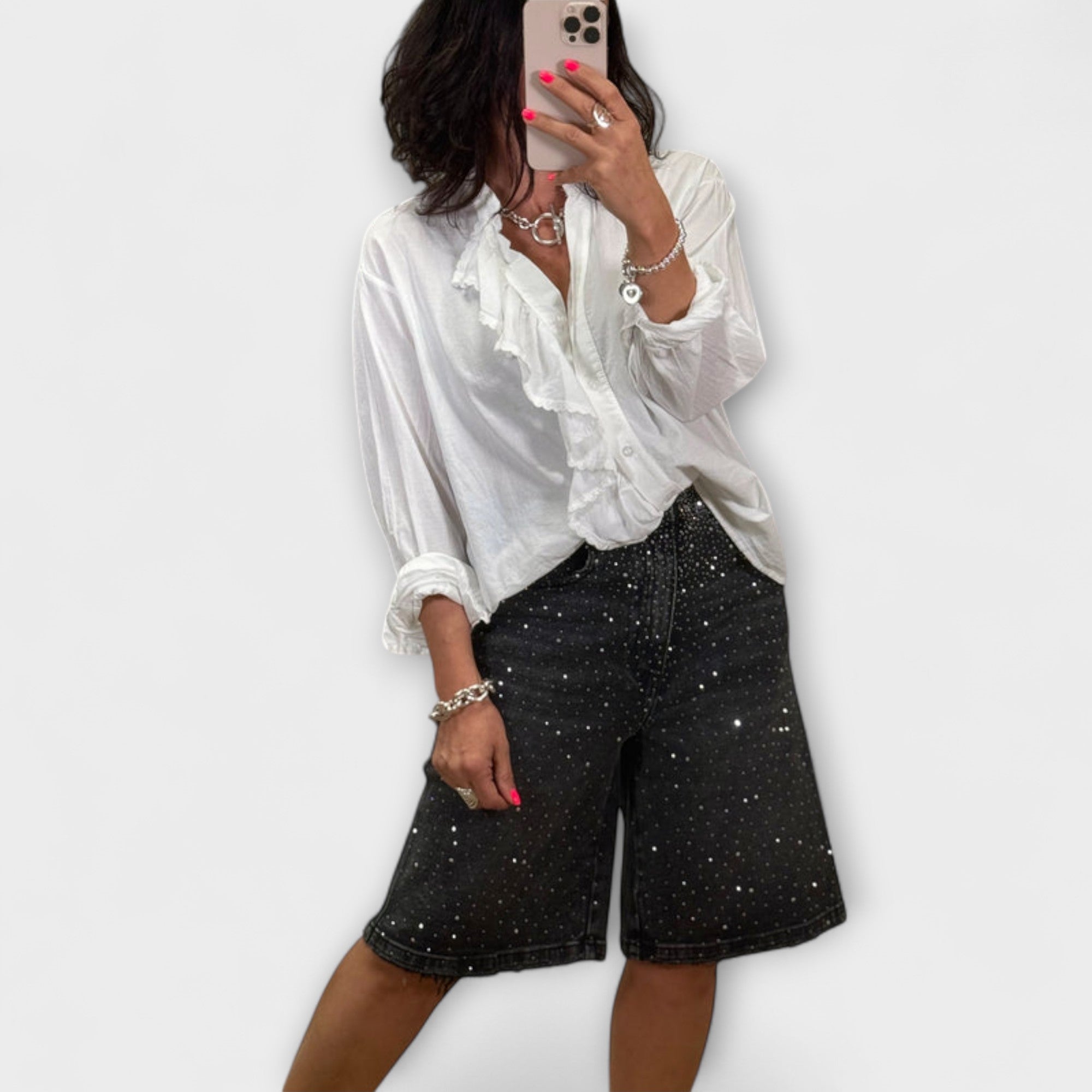 Amaris - Bermuda shorts with rhinestone embellishments