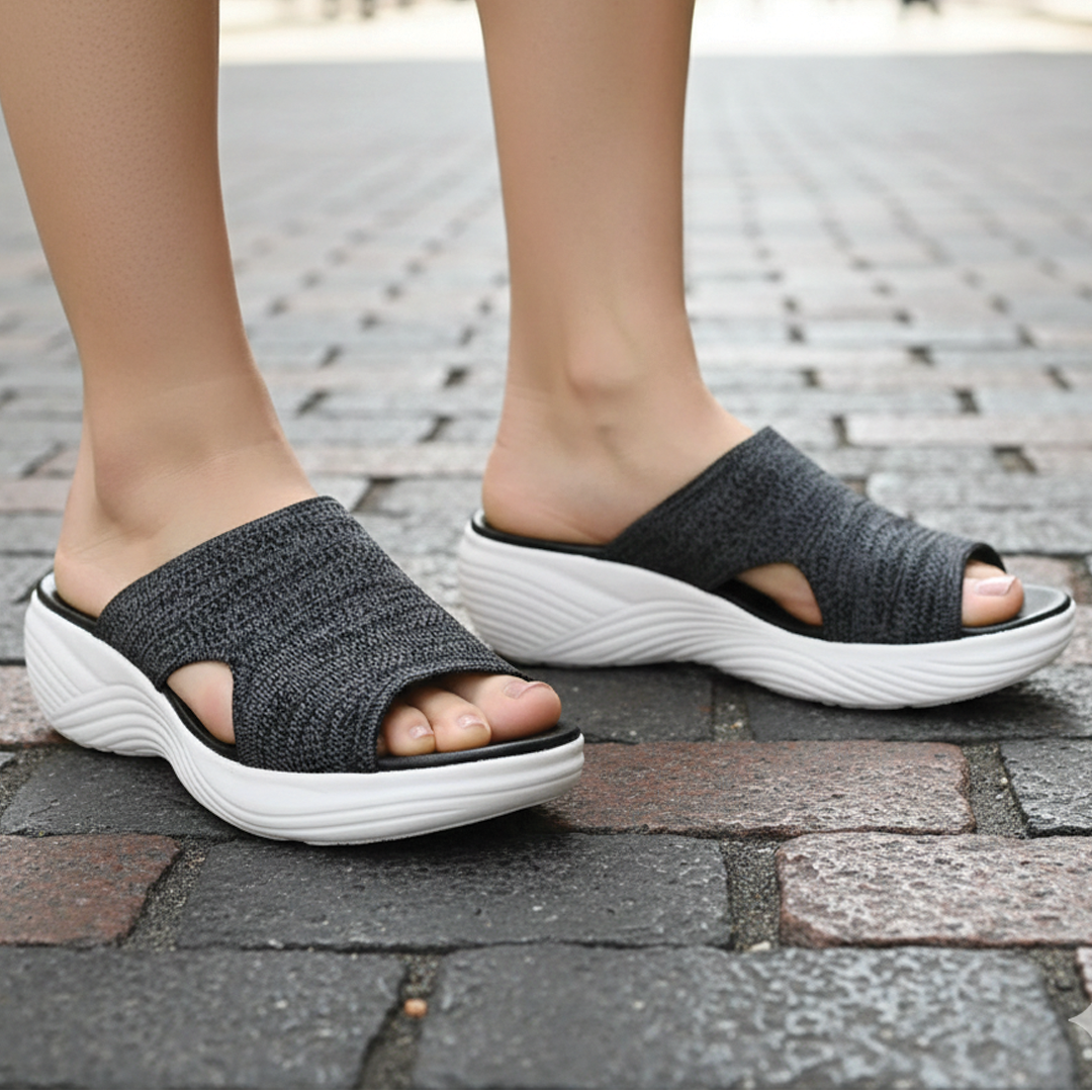 Rogue - Stretch Slip-On Sandaler