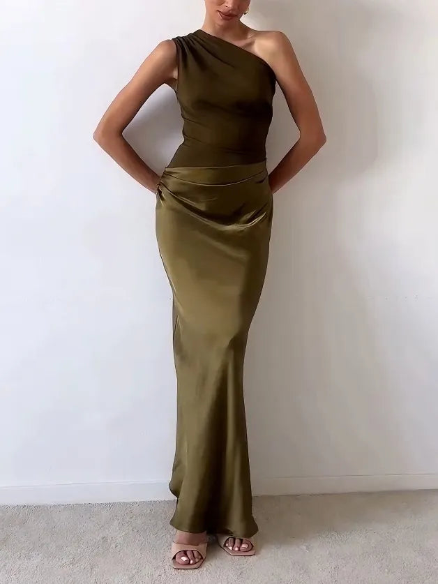 Anita™ | Elegant Plisseret Fest Maxikjole med Asymmetrisk Skulder