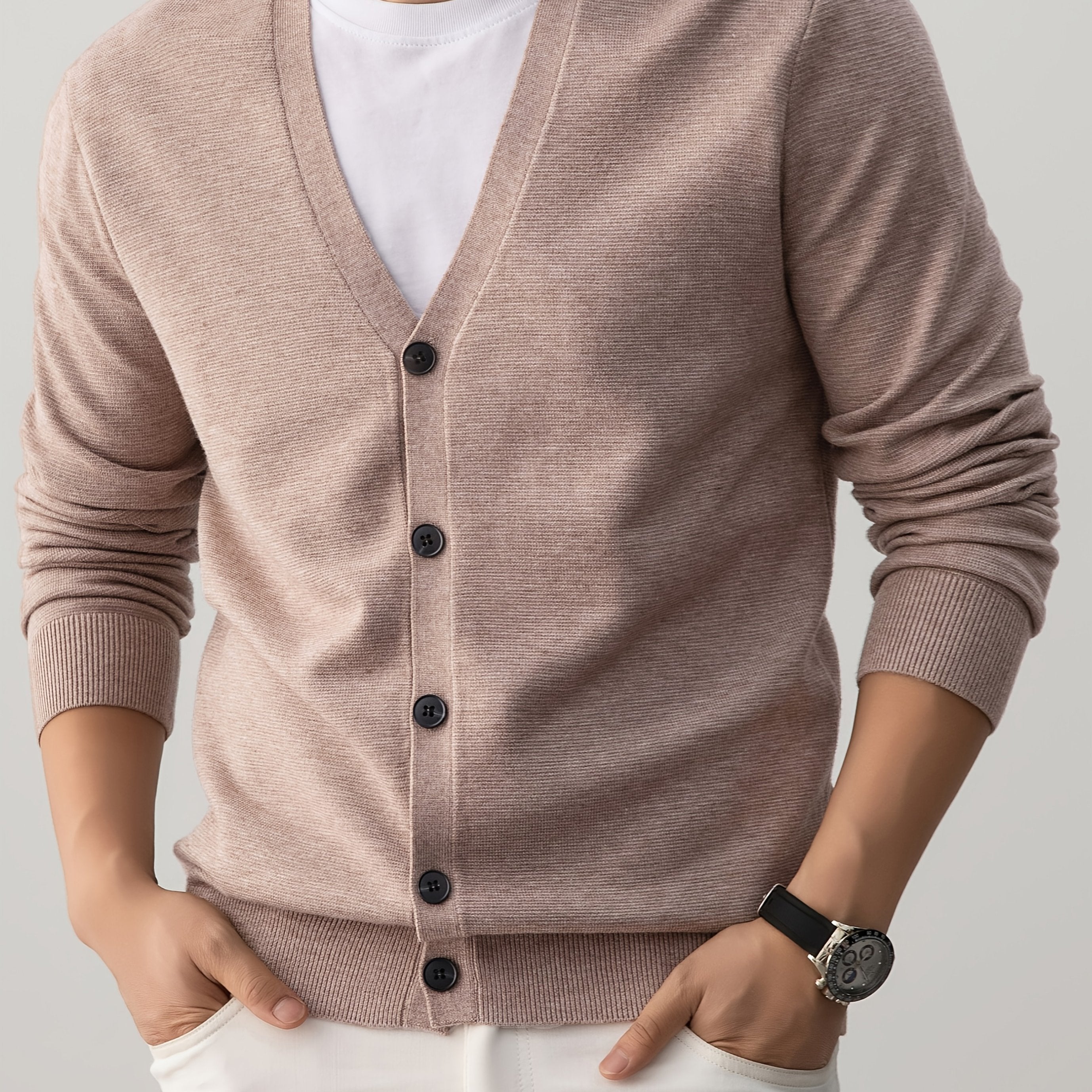 ARTHUR | CLASSIC V-NECK BUTTON-FRONT KNIT CARDIGAN