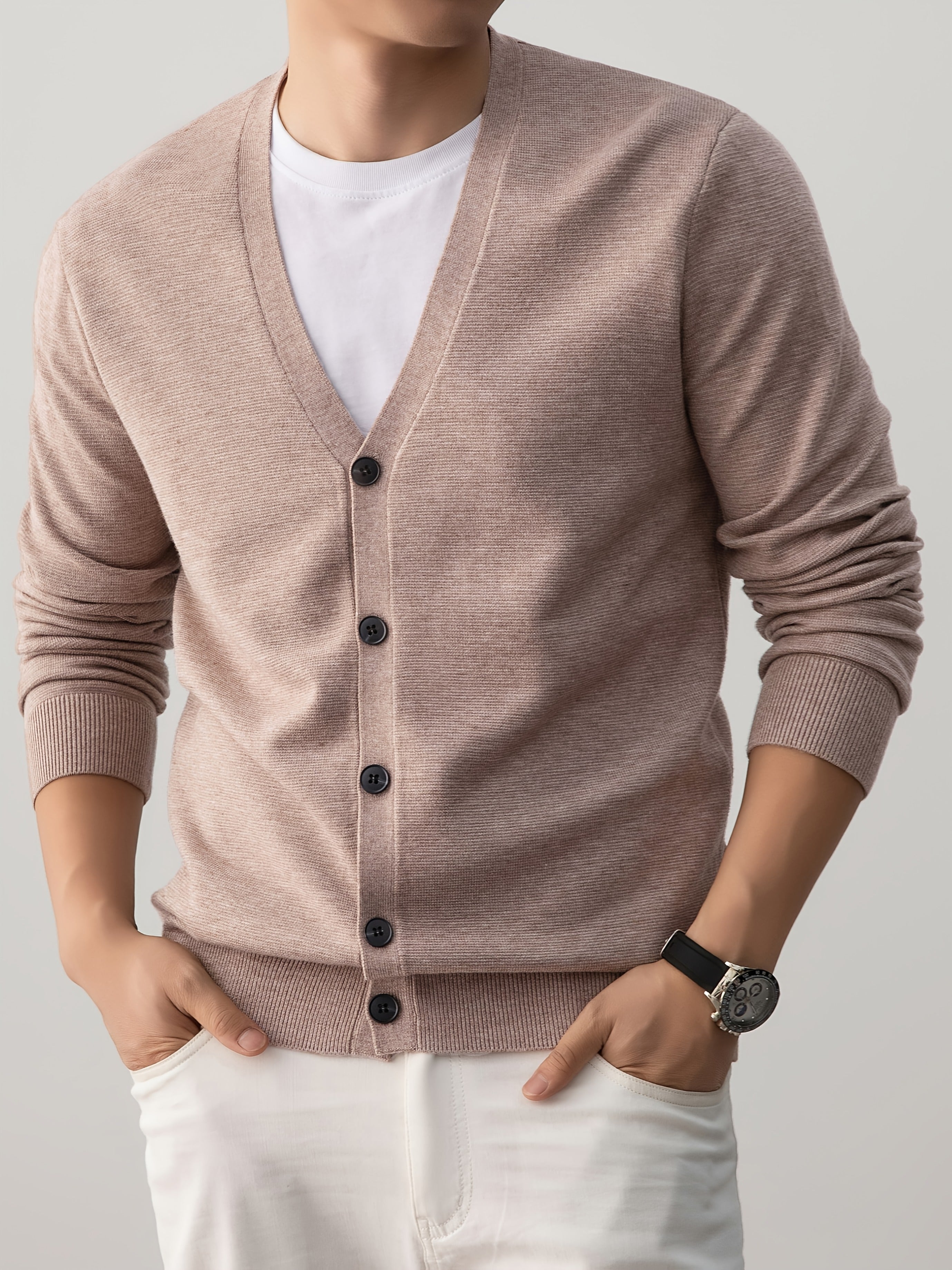 ARTHUR | CLASSIC V-NECK BUTTON-FRONT KNIT CARDIGAN
