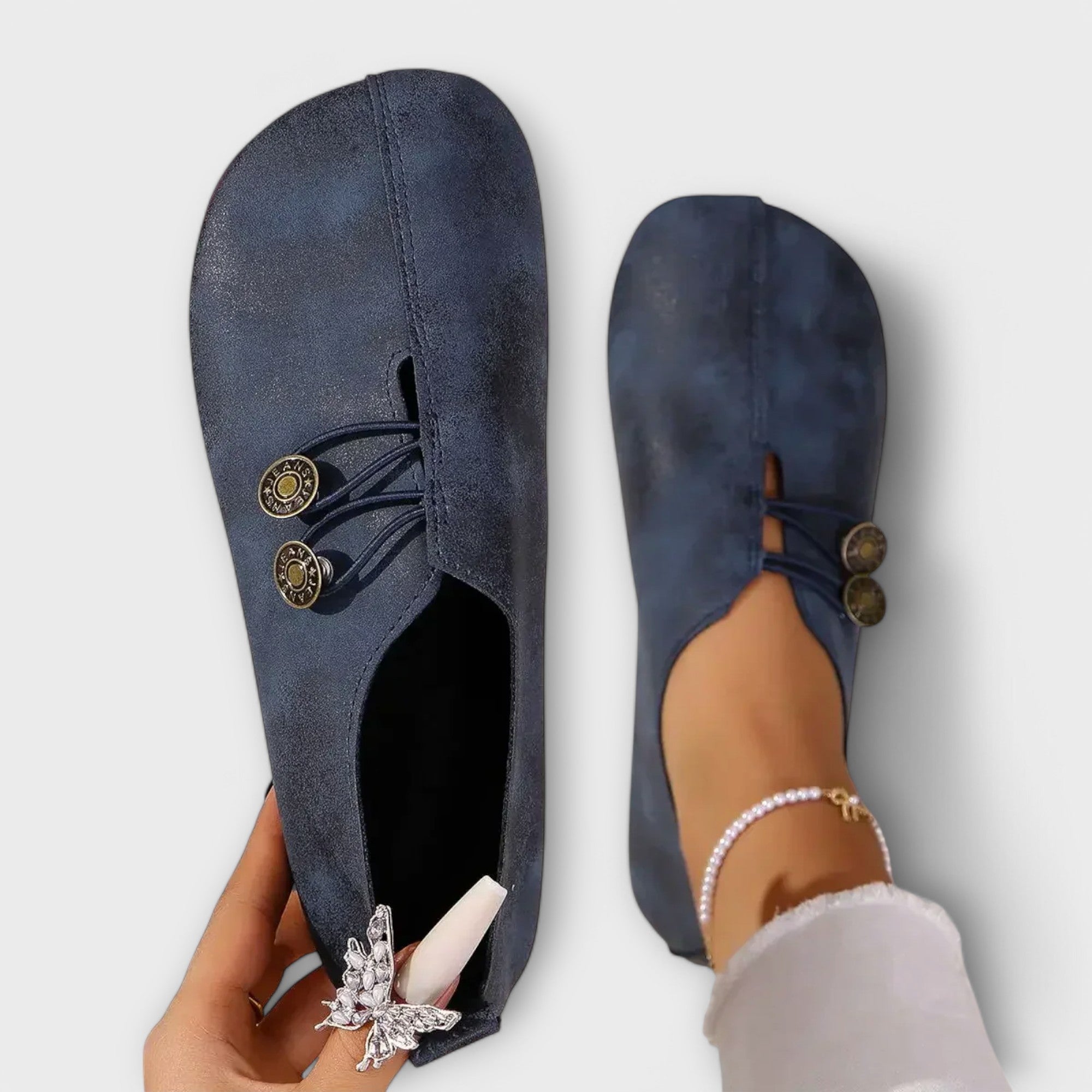 Noira - Suede Slippers