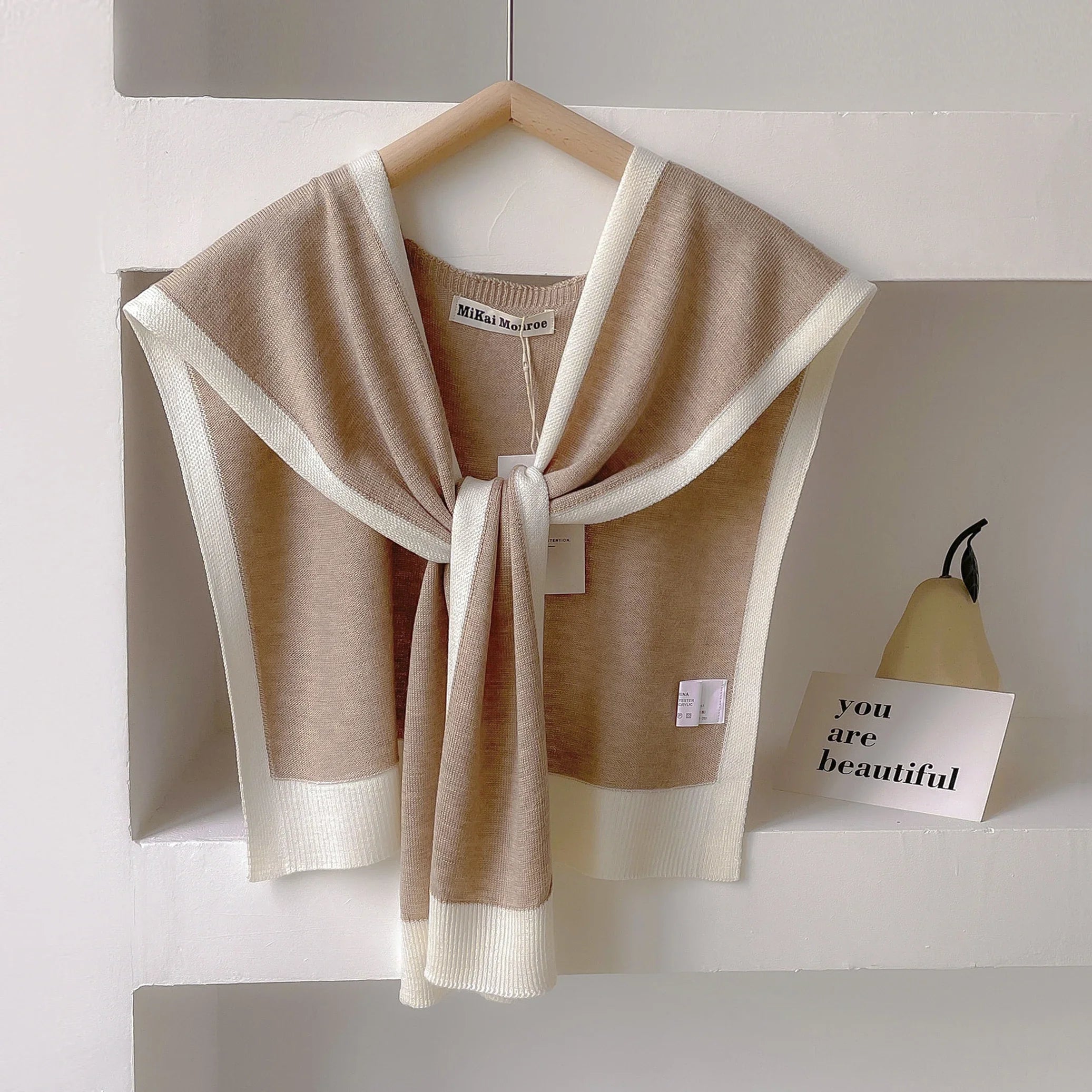 Lenzia – Striped Knit Shoulder Shawl