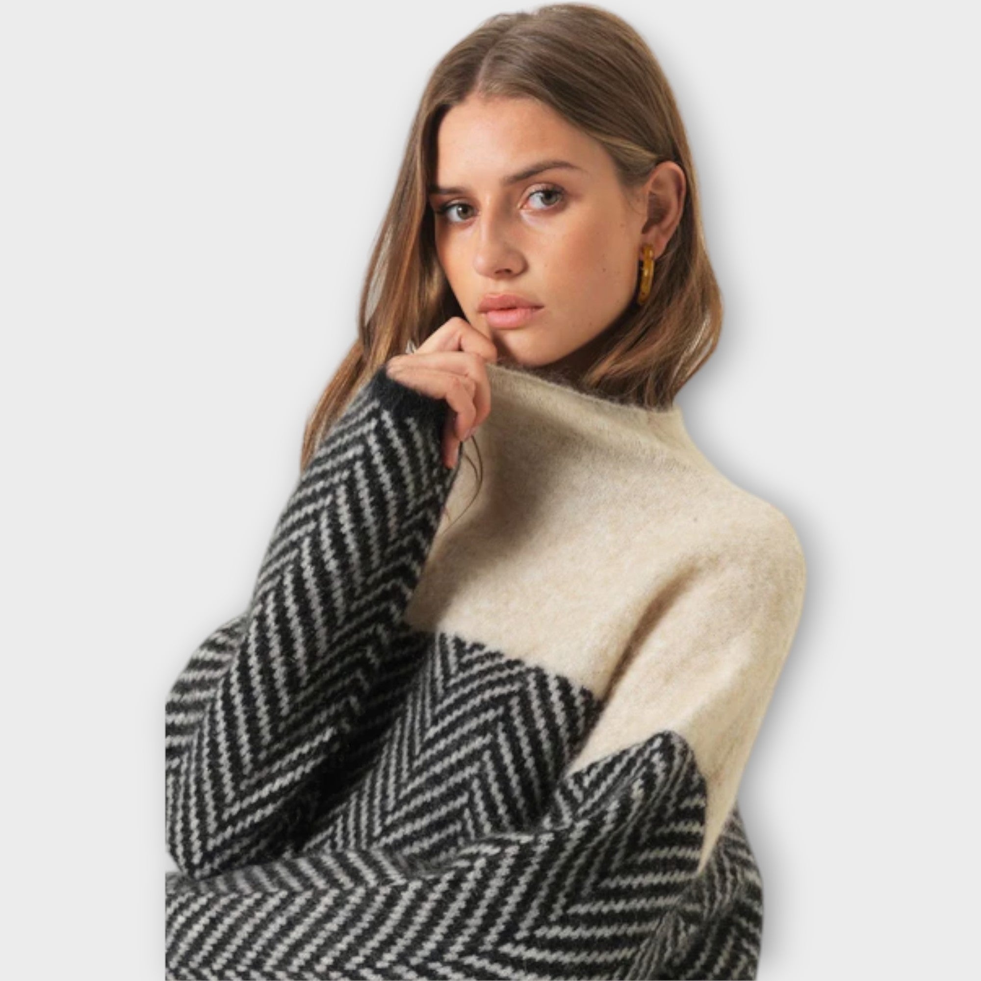 Maeve - Soft roll-neck sweater