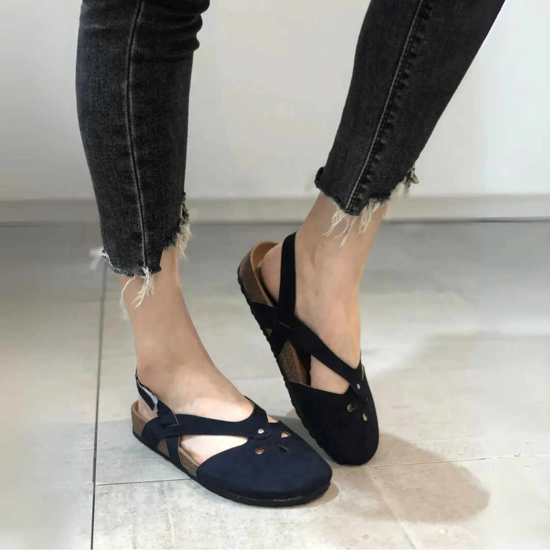 Lura - Closed-Toe Slingback Sandals