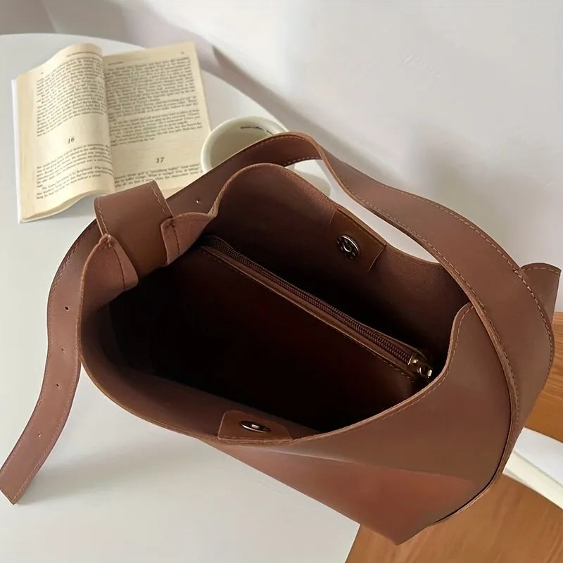 Moryx - Vegan Leather Minimalist Shoulder Bag