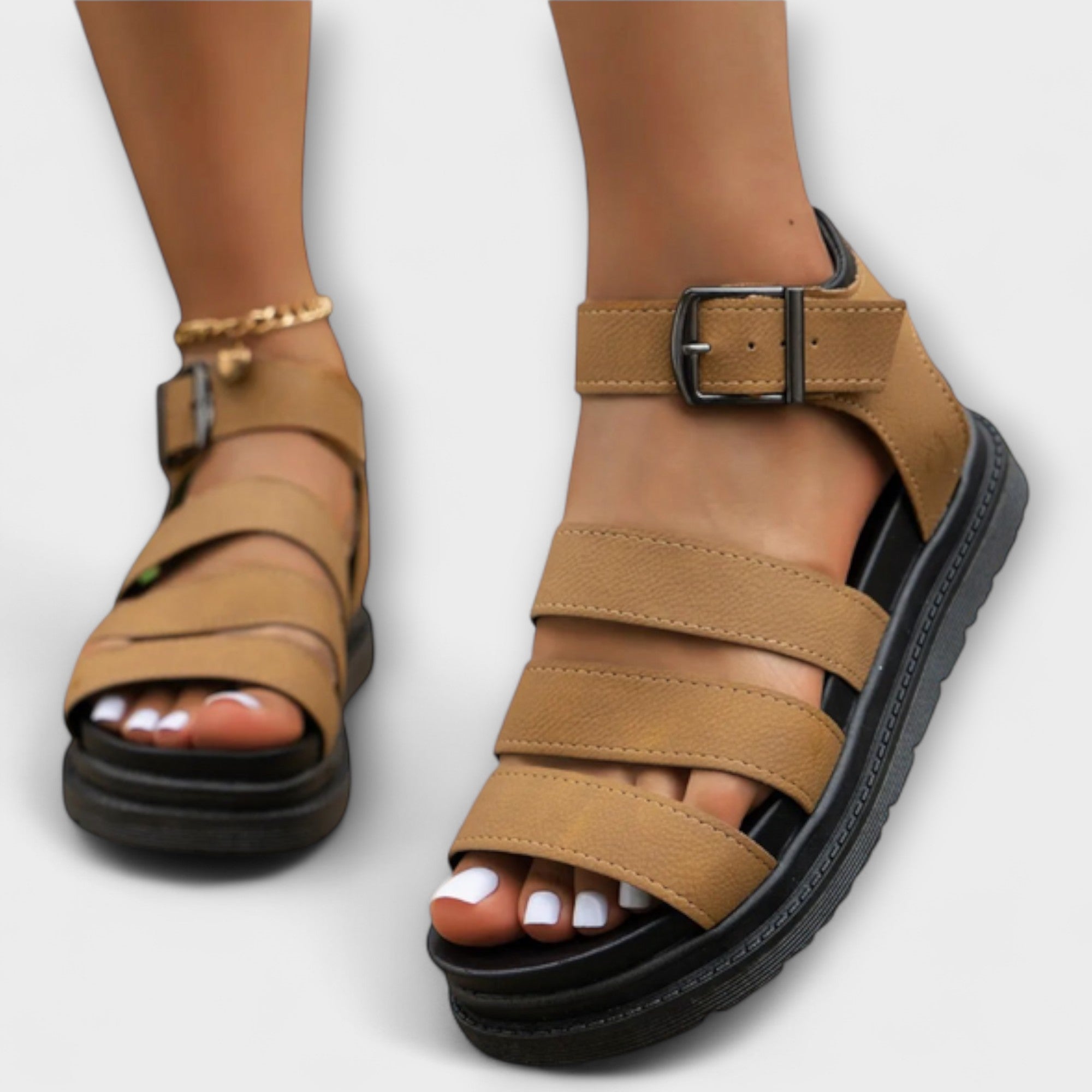 Renee – Sandals with multiple straps and buckle