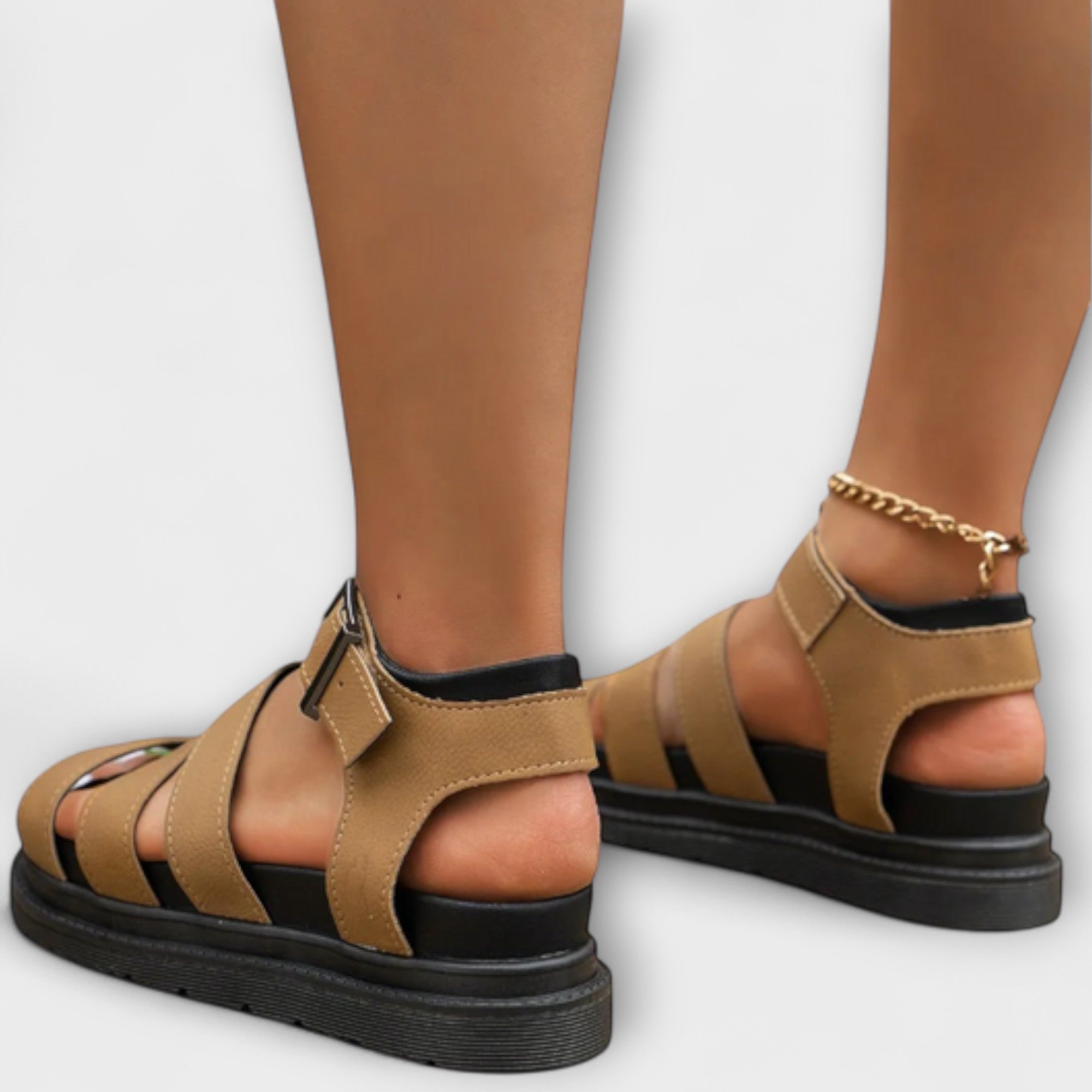 Renee – Sandals with multiple straps and buckle