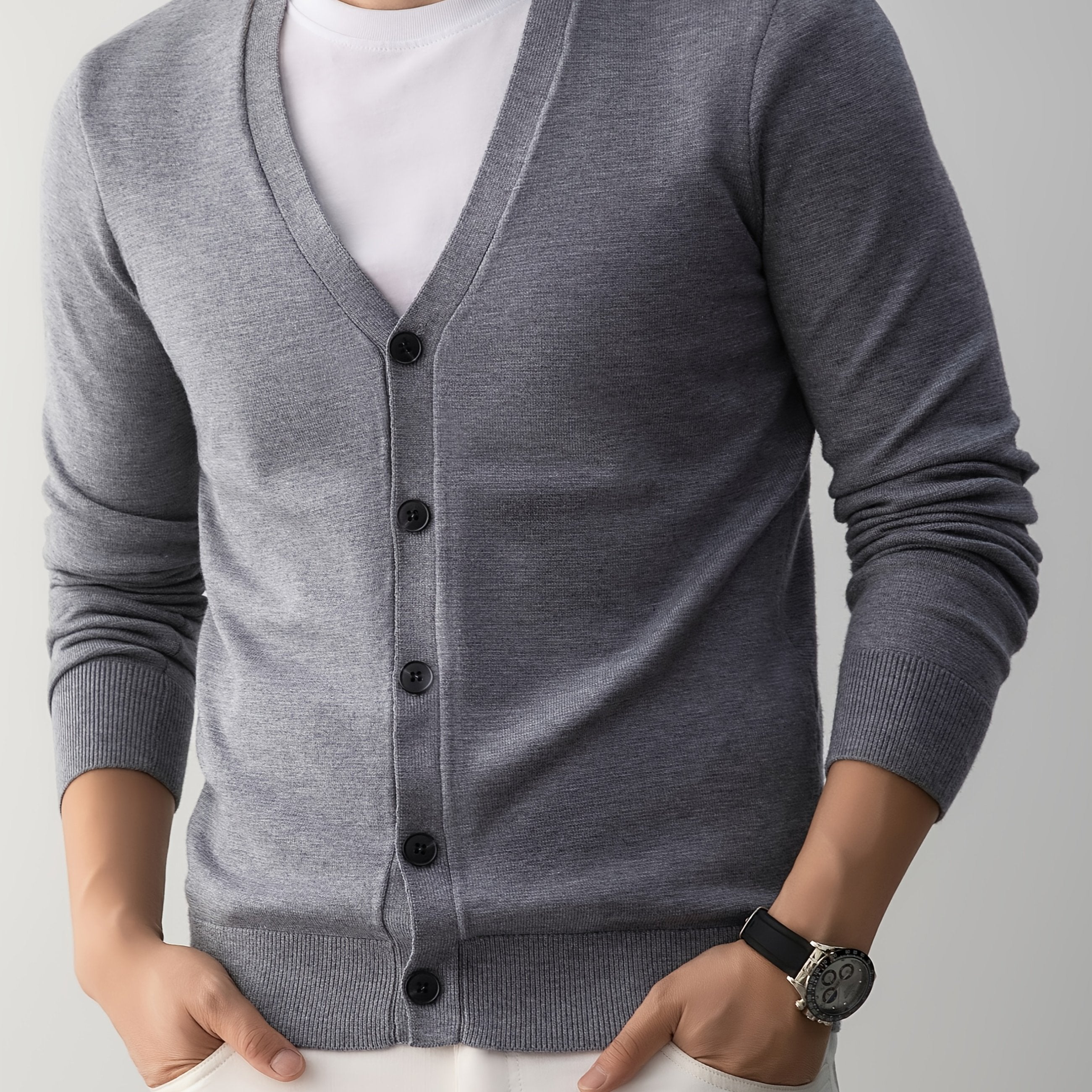 ARTHUR | CLASSIC V-NECK BUTTON-FRONT KNIT CARDIGAN