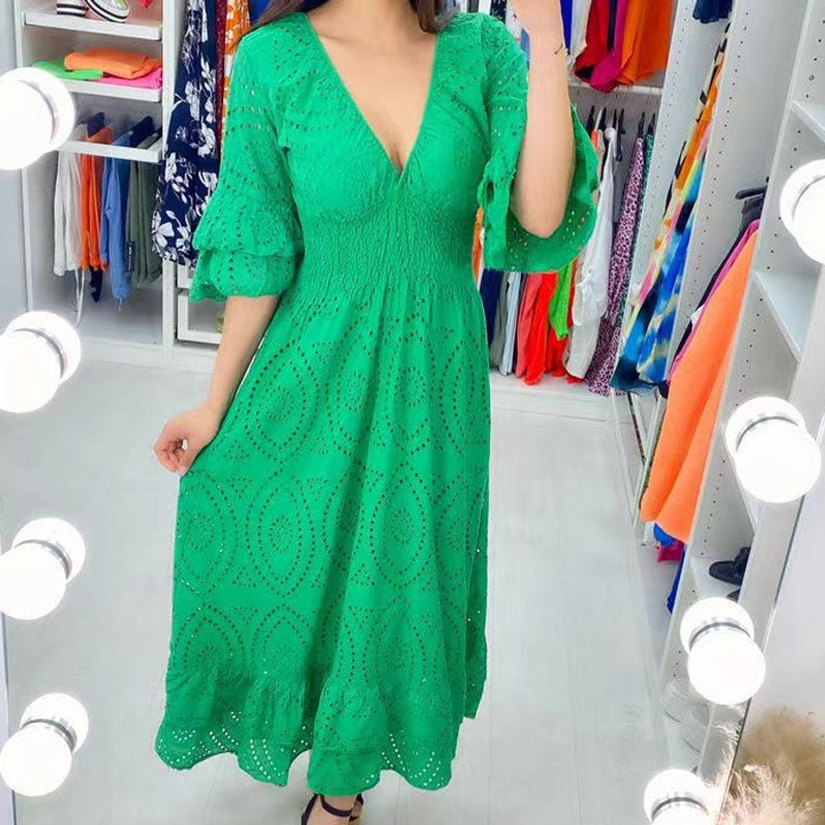 Elegante Vestido Midi para Mujer Cuello-Pico Bordado-Inglés Manga-Con-Volantes