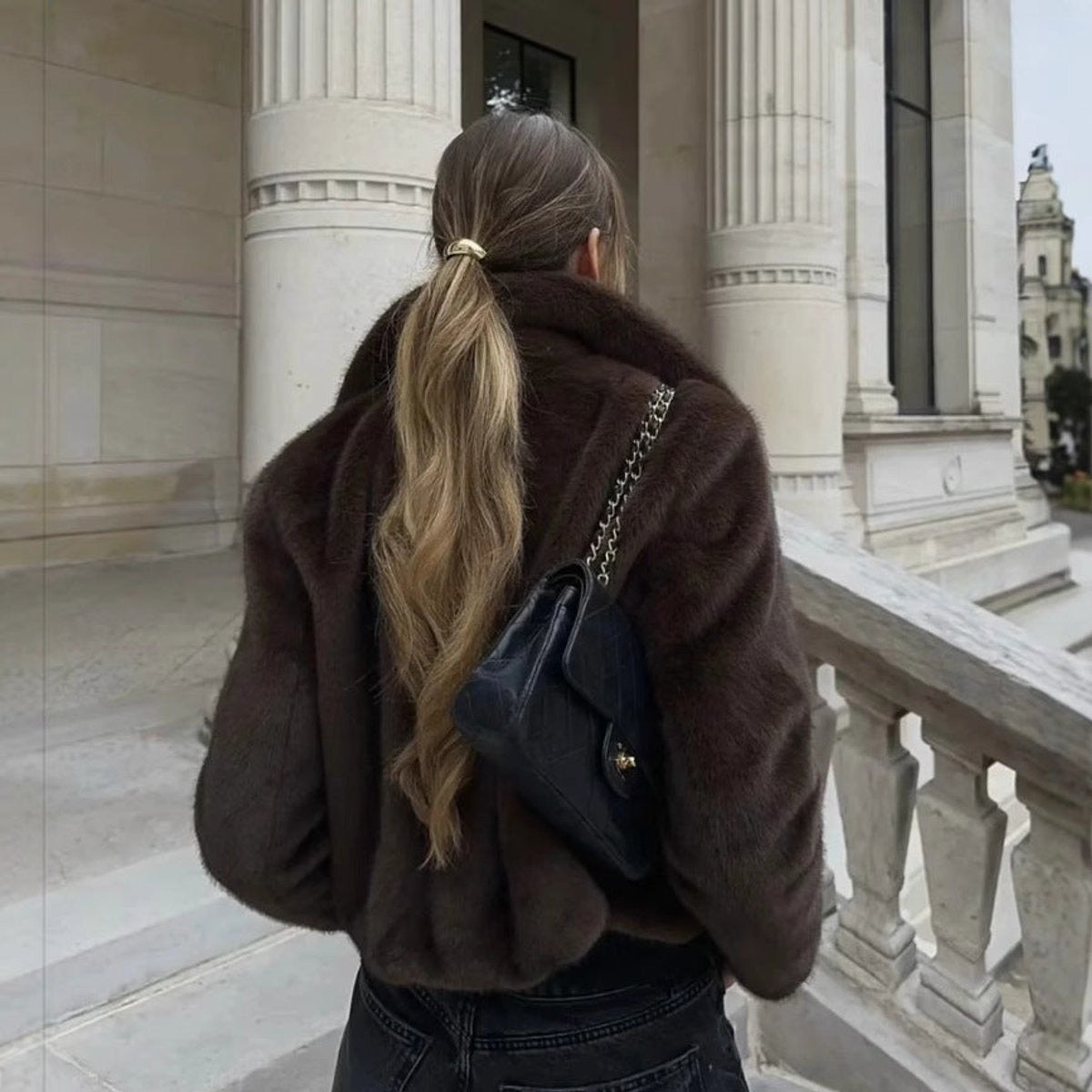 Estilosa Chaqueta de Pelo Sintético para Mujer Corta Cuello-Clásico Suave