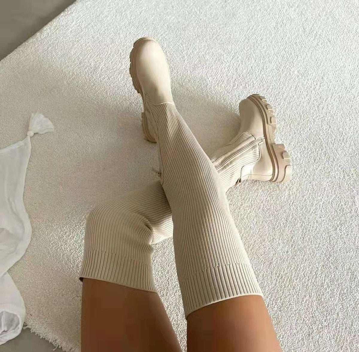Estilosas Botas Altas para Mujer Por-Encima-de-la-Rodilla Con-Plataforma Elásticas