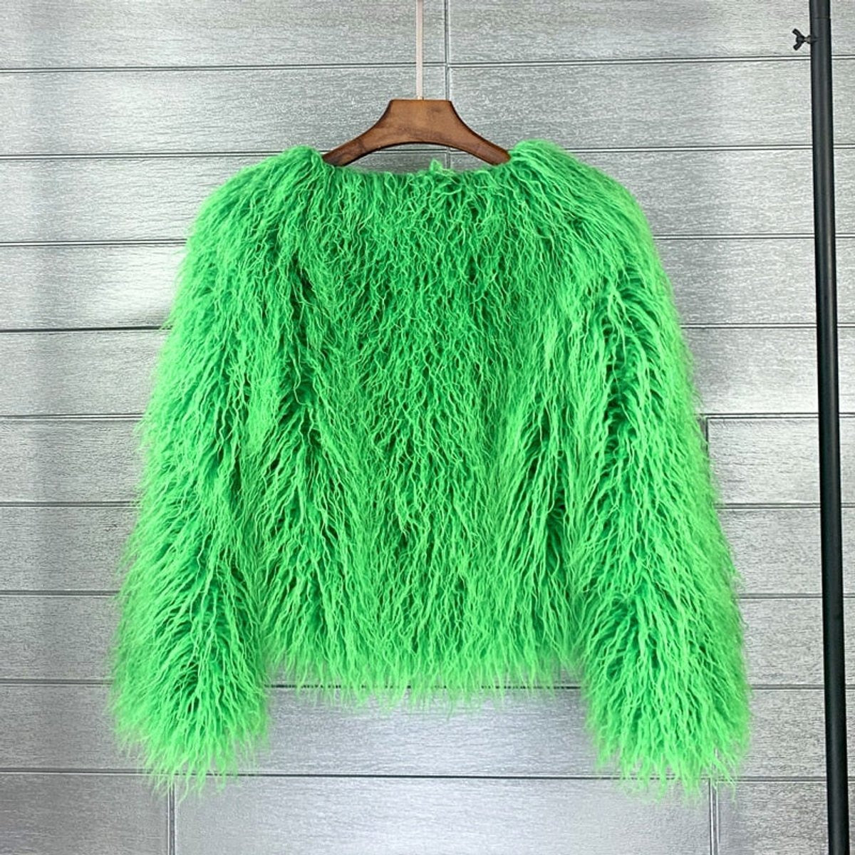 Estiloso Abrigo de Pelo Sintético para Mujer Corto Efecto-Peluche Pelo-Largo