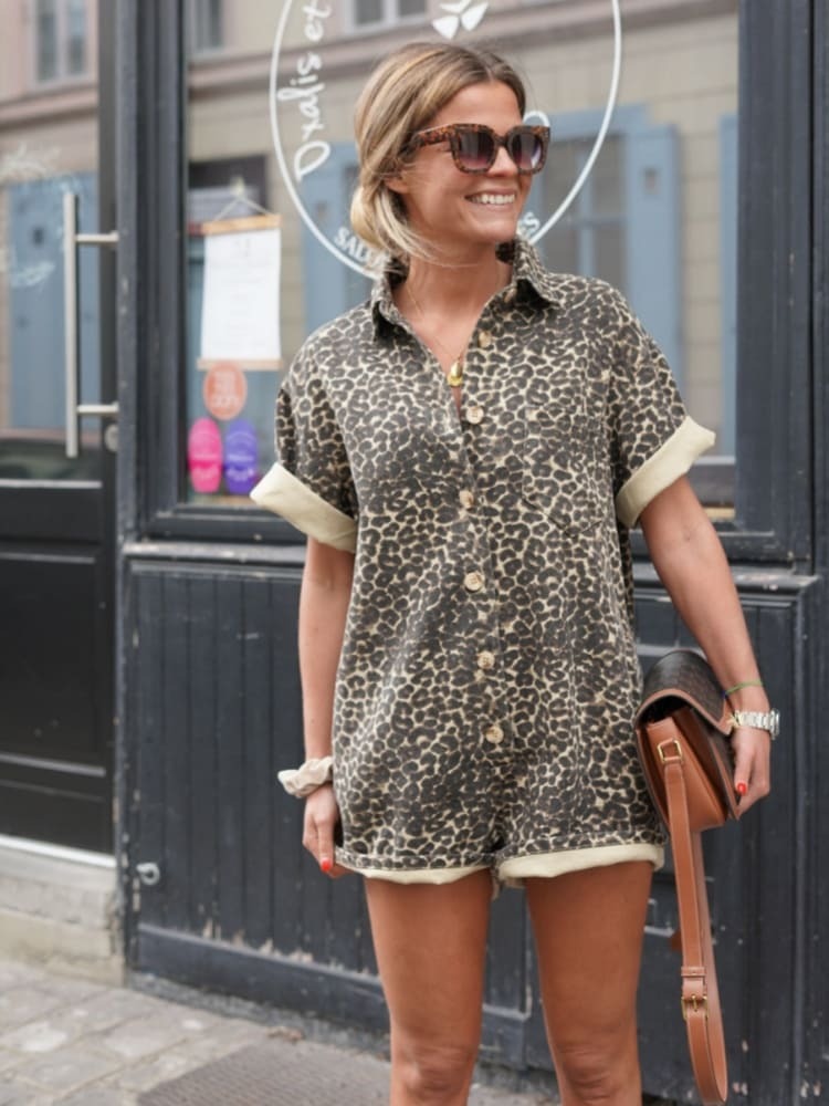 Estiloso Mono Corto para Mujer Estampado-Leopardo Estilo-Camisero